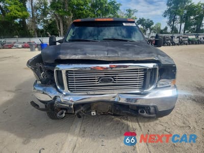 Piąte zdjęcie samochodu w środku: 2000 FORD F350 SUPER DUTY VIN:1FTWW32F3YEA29759 - miniatura