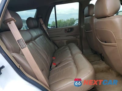 Zdjęcie 10 z 12 samochodu: 2000 CHEVROLET BLAZER VIN:1GNDT13W2Y2399225 - miniatura