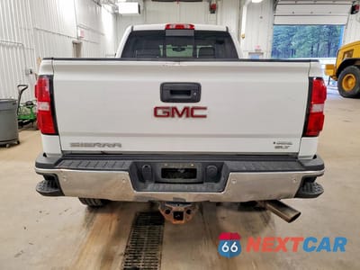 Zdjęcie 6 z 12 samochodu: 2017 GMC SIERRA K2500 SLT VIN:1GT12TEG6HF174458 - miniatura