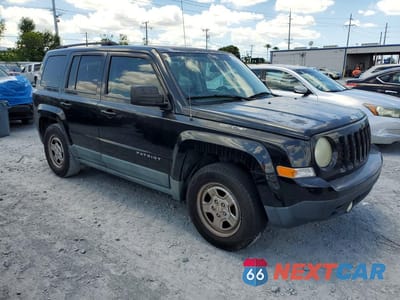 Czwarte zdjęcie samochodu z boku: 2011 JEEP PATRIOT SPORT VIN:1J4NT1GB5BD196873 - miniatura