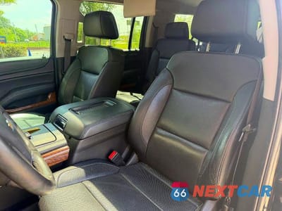 Zdjęcie 14 z 14 samochodu: 2018 CHEVROLET SUBURBAN K1500 PREMIER VIN:1GNSKJKC5JR172013 - miniatura