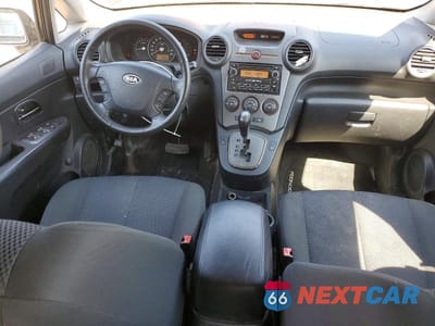 Zdjęcie 8 z 12 samochodu: 2012 KIA RONDO VIN:KNAHH8A82C7383740 - miniatura