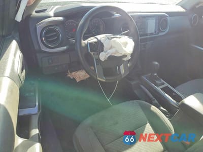 Zdjęcie 8 z 12 samochodu: 2020 TOYOTA TACOMA SR5 V6 VIN:5TFSZ5AN5LX226925 - miniatura