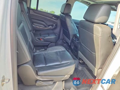 Zdjęcie 11 z 14 samochodu: 2019 CHEVROLET SUBURBAN K1500 LT VIN:1GNSKHKCXKR148090 - miniatura