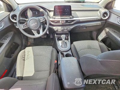 Zdjęcie 8 z 12 samochodu: 2023 KIA FORTE LXS VIN:3KPF24AD1PE589400 - miniatura