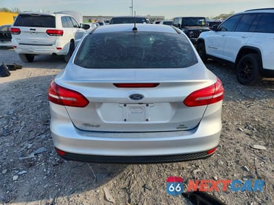 Zdjęcie 6 z 12 samochodu: 2017 FORD FOCUS SE VIN:1FADP3FE1HL322745 - miniatura