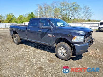 Czwarte zdjęcie samochodu z boku: 2016 RAM 2500 ST VIN:3C6UR5HLXGG370064 - miniatura