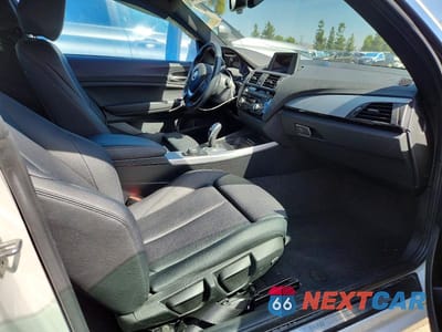 Zdjęcie 8 z 12 samochodu: 2016 BMW 228 I SULEV VIN:WBA1F9C50GV742388 - miniatura