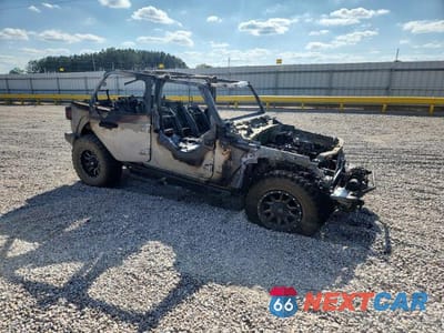 Czwarte zdjęcie samochodu z boku: 2018 JEEP WRANGLER UNLIMITED SPORT VIN:1C4HJXDG9JW183459 - miniatura
