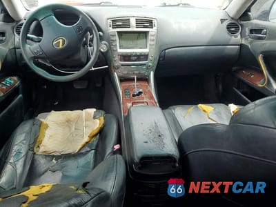 Zdjęcie 8 z 12 samochodu: 2008 LEXUS IS 250 BASE VIN:JTHBK262085060350 - miniatura