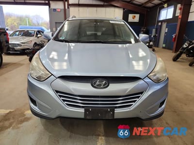 Piąte zdjęcie samochodu w środku: 2011 HYUNDAI TUCSON GLS VIN:KM8JUCAC7BU212579 - miniatura