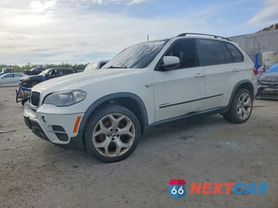 2013 BMW X5 XDRIVE35I 5UXZV4C57D0E14939 - główne zdjęcie licytacji z USA - miniatura