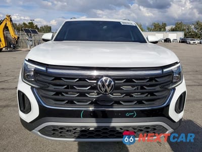 Piąte zdjęcie samochodu w środku: 2024 VOLKSWAGEN ATLAS CROSS SPORT SE VIN:1V2JE2CA6RC211882 - miniatura