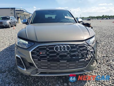 Piąte zdjęcie samochodu w środku: 2023 AUDI SQ5 SPORTBACK PREMIUM PLUS VIN:WA124AFY4P2057147 - miniatura