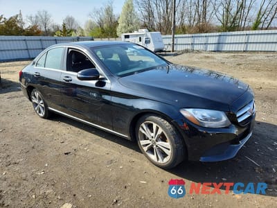 Czwarte zdjęcie samochodu z boku: 2018 MERCEDES-BENZ C 300 4MATIC VIN:55SWF4KB8JU280380 - miniatura