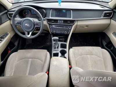 Zdjęcie 8 z 12 samochodu: 2018 KIA OPTIMA LX VIN:5XXGT4L31JG194895 - miniatura