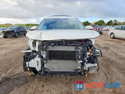 Piąte zdjęcie samochodu w środku: 2024 NISSAN PATHFINDER PLATINUM VIN:5N1DR3DH5RC279638 - miniatura