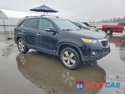 Czwarte zdjęcie samochodu z boku: 2012 KIA SORENTO EX VIN:5XYKUCA69CG248151 - miniatura