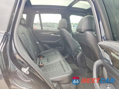 Zdjęcie 11 z 13 samochodu: 2018 BMW X3 XDRIVE30I VIN:5UXTR9C50JLC68904 - miniatura