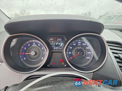 Zdjęcie 9 z 12 samochodu: 2014 HYUNDAI ELANTRA SE VIN:5NPDH4AE7EH506818 - miniatura