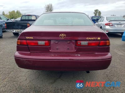 Zdjęcie 6 z 11 samochodu: 1997 TOYOTA CAMRY LE VIN:JT2BG22KXV0029844 - miniatura