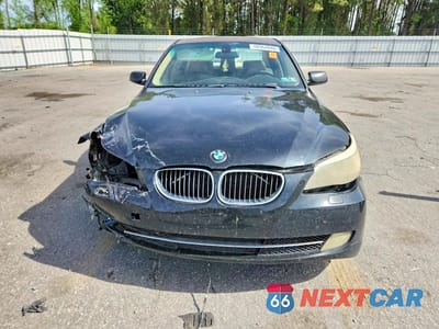 Piąte zdjęcie samochodu w środku: 2007 BMW 525 XI VIN:WBANF33527CS40265 - miniatura