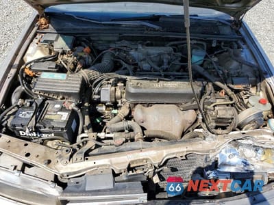 Zdjęcie 11 z 12 samochodu: 1992 HONDA ACCORD EX VIN:1HGCB7678NA008323 - miniatura