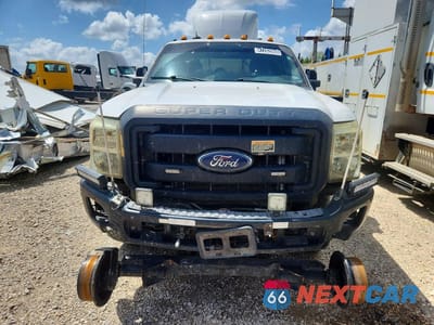 Piąte zdjęcie samochodu w środku: 2015 FORD F250 SUPER DUTY UTILITY / SERVICE TRUCK VIN:1FT7X2B69FEB90285 - miniatura