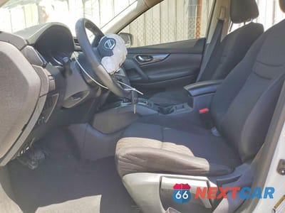 Zdjęcie 7 z 14 samochodu: 2017 NISSAN ROGUE SV VIN:5N1AT2MN6HC799625 - miniatura