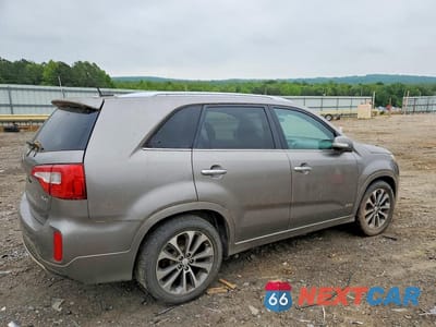 Trzecie zdjęcie samochodu z tyłu: 2015 KIA SORENTO SX VIN:5XYKWDA77FG607980 - miniatura