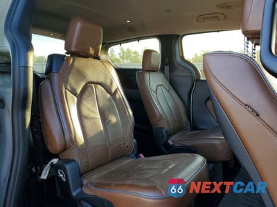 Zdjęcie 11 z 12 samochodu: 2017 CHRYSLER PACIFICA LIMITED VIN:2C4RC1GG1HR603001 - miniatura