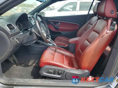 Zdjęcie 7 z 12 samochodu: 2013 VOLKSWAGEN EOS LUX VIN:WVWFW8AH1DV004532 - miniatura