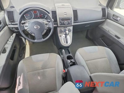 Zdjęcie 8 z 11 samochodu: 2010 NISSAN SENTRA 2.0 VIN:3N1AB6AP6AL705423 - miniatura