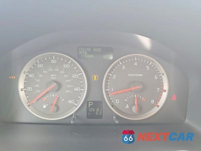 Zdjęcie 9 z 12 samochodu: 2005 VOLVO S40 2.4I VIN:YV1MS390452101810 - miniatura