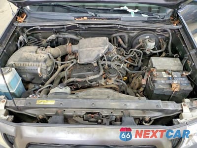 Zdjęcie 11 z 12 samochodu: 2011 TOYOTA TACOMA ACCESS CAB VIN:5TFUX4ENXBX006911 - miniatura