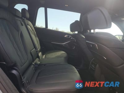Zdjęcie 11 z 13 samochodu: 2026 BMW X7 M60I VIN:5UX33EM01T9075431 - miniatura