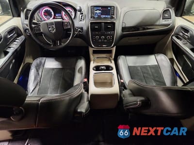 Zdjęcie 8 z 14 samochodu: 2014 DODGE GRAND CARAVAN SXT VIN:2C4RDGCG7ER405492 - miniatura