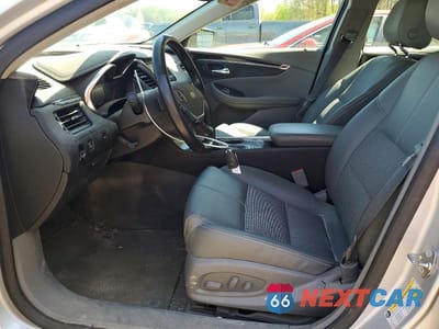 Zdjęcie 7 z 12 samochodu: 2018 CHEVROLET IMPALA LT VIN:2G1105SA9J9137669 - miniatura