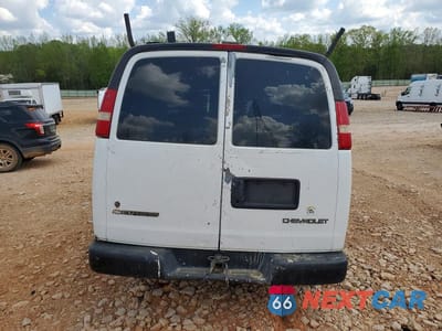 Zdjęcie 6 z 13 samochodu: 2003 CHEV EXPRESS G1500 VIN:1GCFG15X431153884 - miniatura