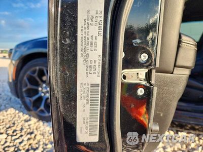 Zdjęcie 13 z 13 samochodu: 2019 CHRYSLER 300 S VIN:2C3CCABG9KH537831 - miniatura