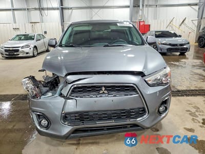 Piąte zdjęcie samochodu w środku: 2014 MITSUBISHI OUTLANDER SPORT SE VIN:4A4AP4AUXEE032336 - miniatura