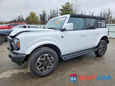 2025 FORD BRONCO OUTER BANKS 1FMDE8BH4SLB18604 - główne zdjęcie licytacji z USA - miniatura