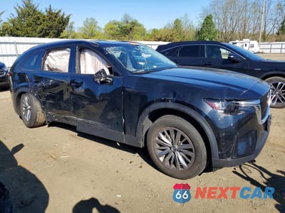 Czwarte zdjęcie samochodu z boku: 2024 MAZDA CX-90 PREFERRED VIN:JM3KKBHD2R1118992 - miniatura