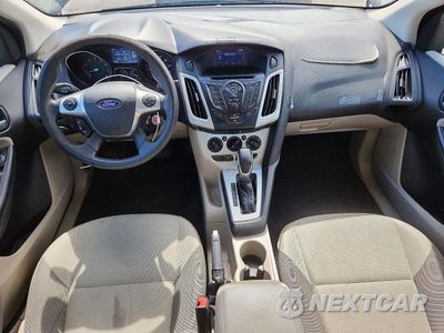 Zdjęcie 8 z 12 samochodu: 2014 FORD FOCUS SE VIN:1FADP3F26EL334746 - miniatura