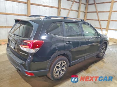 Trzecie zdjęcie samochodu z tyłu: 2020 SUBARU FORESTER PREMIUM VIN:JF2SKAJC1LH589701 - miniatura