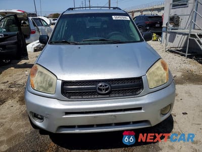 Piąte zdjęcie samochodu w środku: 2004 TOYOTA RAV4 BASE VIN:JTEHD20V440033194 - miniatura