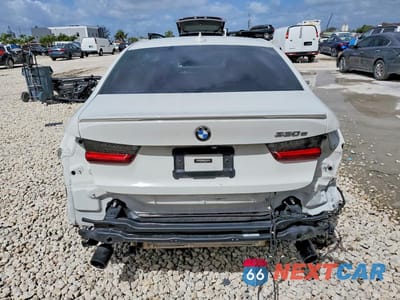 Zdjęcie 6 z 13 samochodu: 2021 BMW 330E VIN:3MW5P7J00M8B89427 - miniatura