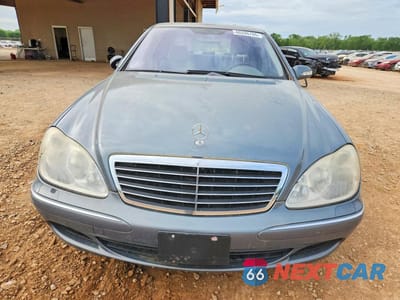 Piąte zdjęcie samochodu w środku: 2005 MERCEDES-BENZ S 500 VIN:WDBNG75J15A447965 - miniatura