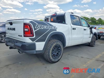 Trzecie zdjęcie samochodu z tyłu: 2025 RAM 1500 REBEL VIN:1C6SRFLP0SN583872 - miniatura