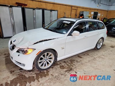 2012 BMW 328 XI WBAUU3C56CA543377 - główne zdjęcie licytacji z USA - miniatura